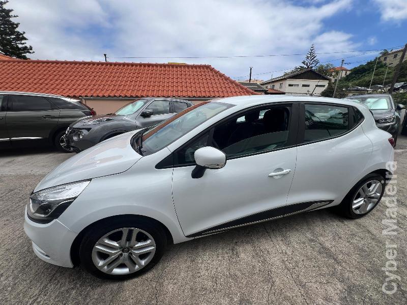 RENAULT CLIO 1.5 DCI Van Gasóleo