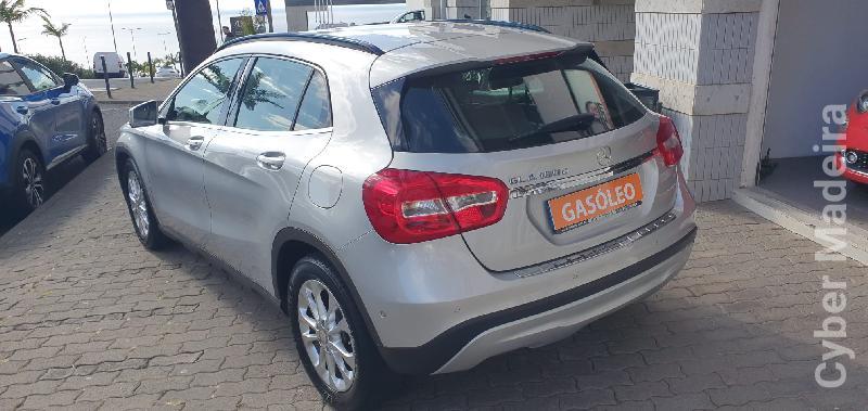 MERCEDES GL A 180D Urban Gasóleo
