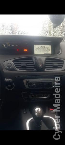 RENAULT SCENIC 7 lugares Gasóleo