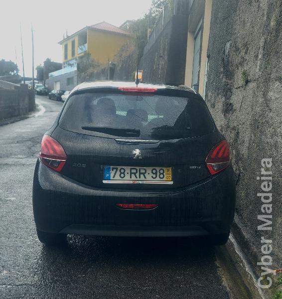 PEUGEOT 208 Blue HDI 1.6 Gasóleo