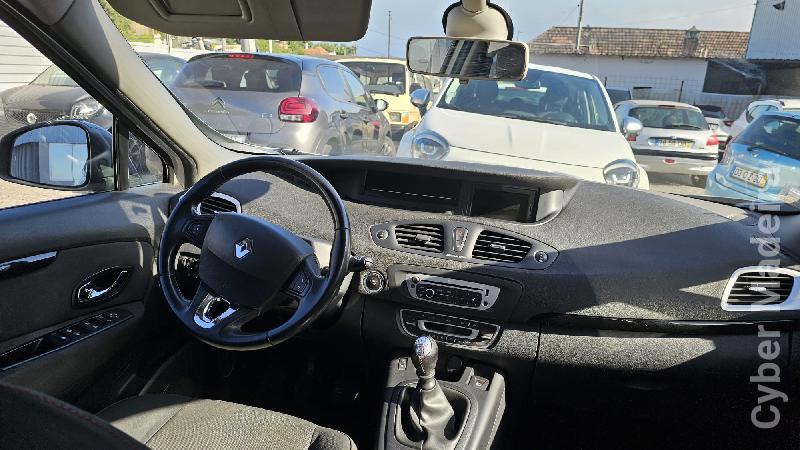 RENAULT SCENIC 1.5 DCI 7 LUGARES  Gasóleo