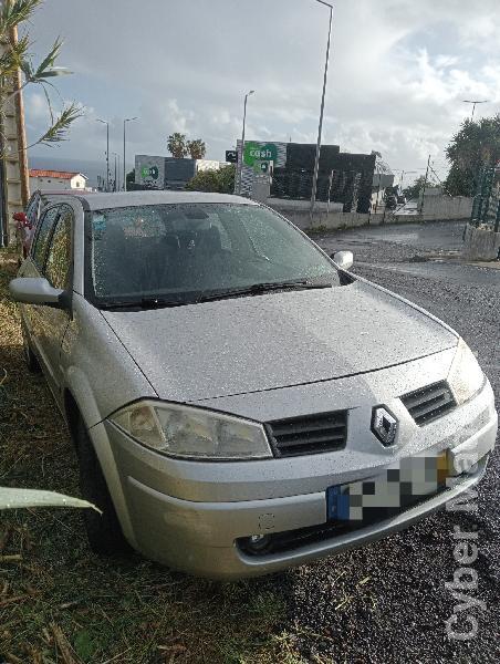 RENAULT MEGANE 1.5 DCI 5 lugares  Gasóleo