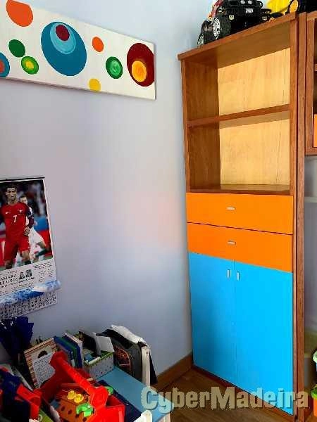 estantes quarto criança