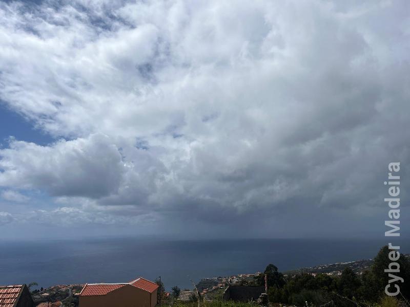 Prédio T1 para Venda Calheta, Levadinha