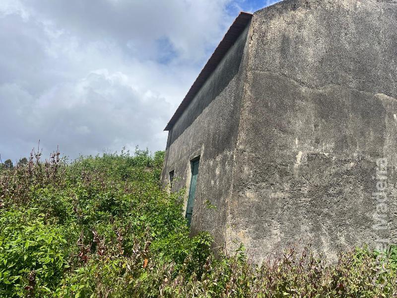 Prédio T1 para Venda Calheta, Levadinha