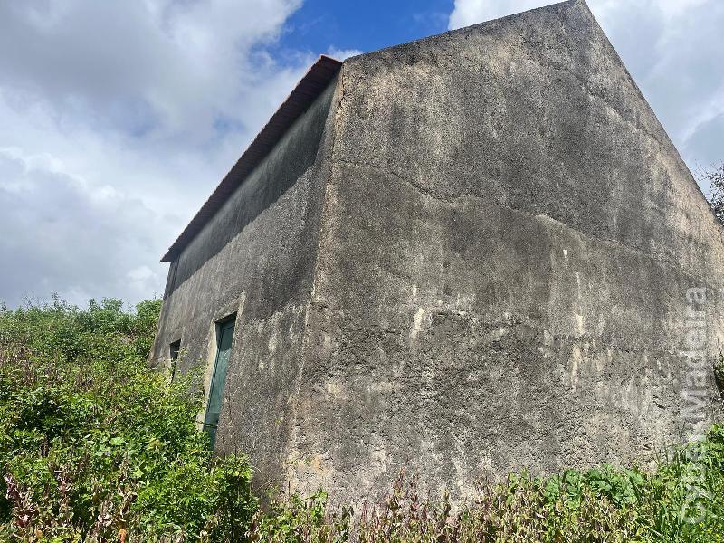 Prédio T1 para Venda Calheta, Levadinha