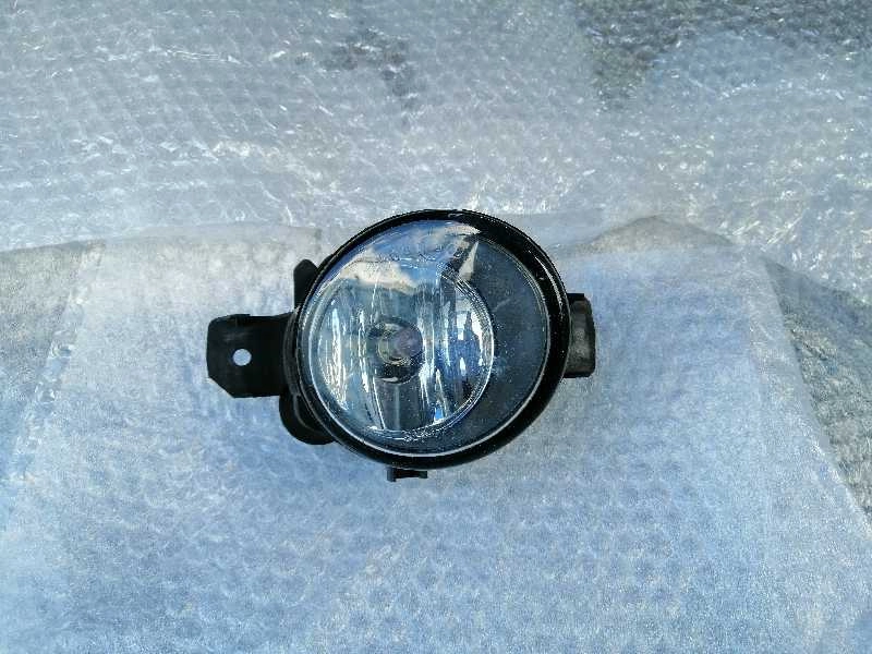 Farol de nevoeiro direito Renault Clio II (Ano 2001 a 2006)