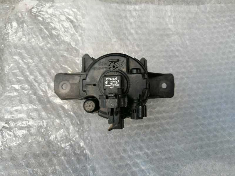 Farol de nevoeiro esquerdo Renault Clio II (Ano 2001 a 2006)