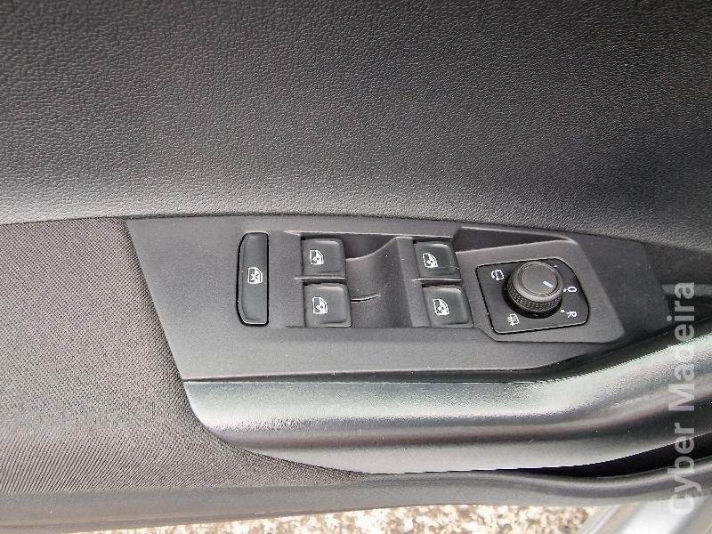 VOLKSWAGEN POLO 1.0 TSI DSG LIFE AUTOMÁTICO Gasolina