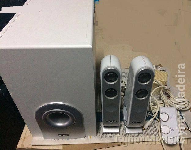 Creative I-Trigue L3450 Subwoofer e controlo de som