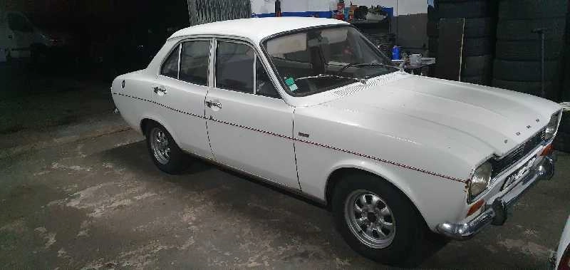 FORD ESCORT 1.3 GTHC Gasolina