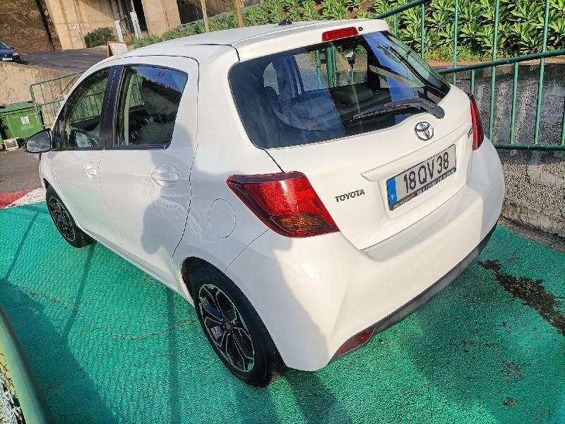 TOYOTA YARIS 1.4 D4D 5lugares Gasóleo
