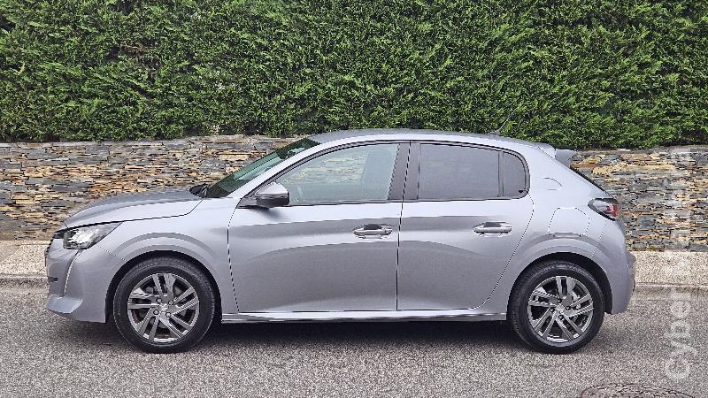 PEUGEOT 208 1.2 Puretech EAT8  Gasolina