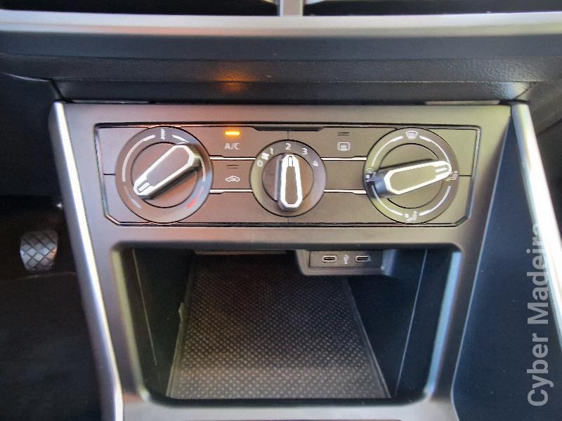 VOLKSWAGEN TAIGO 1.0 TSI LIFE Gasolina