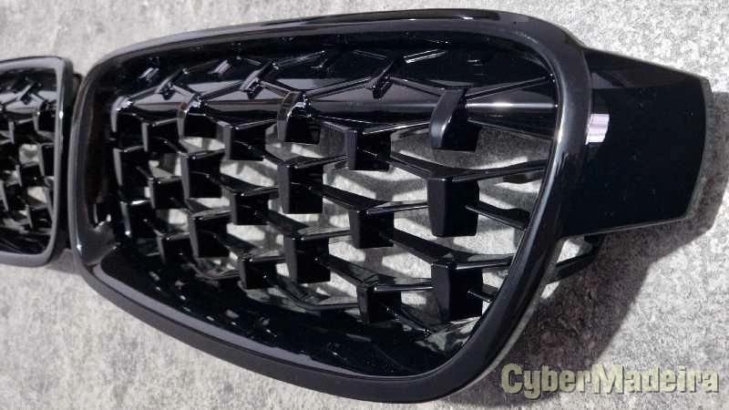 Grelha BMW F30/31 Diamond Preto