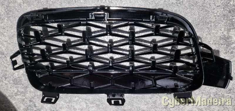 Grelha BMW F30/31 Diamond Preto