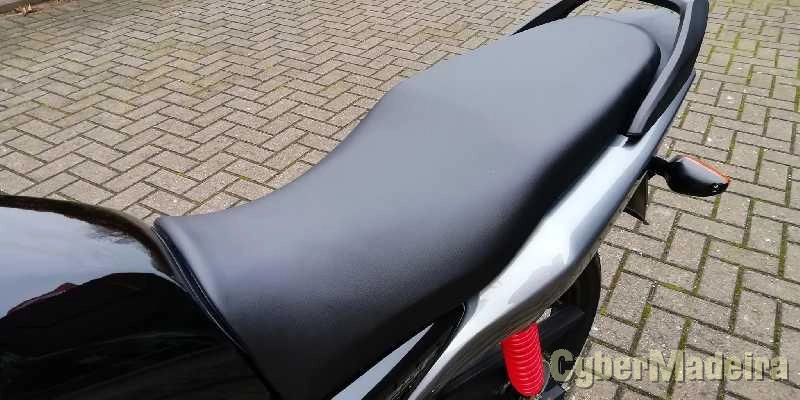 Honda 25 125 cc Sport, turismo
