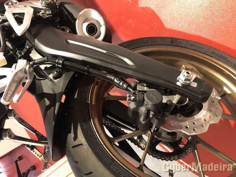 Honda 25 125 cc Supersport