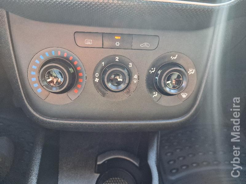 FIAT PUNTO 1.2 EASY 70cv Gasolina