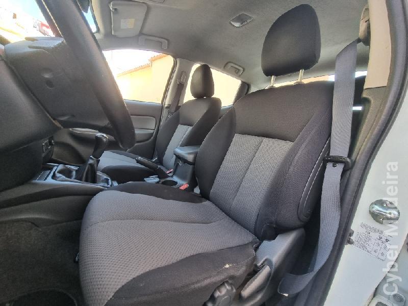 MITSUBISHI L200 L200 2.5 DI-D Invite 154CV (4x4) Cabine Dupla (Iva Dedutivel) Gasóleo