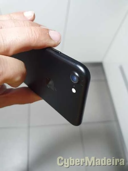 iphone 7 128GB preto mate iphone 7 128GB preto mate 