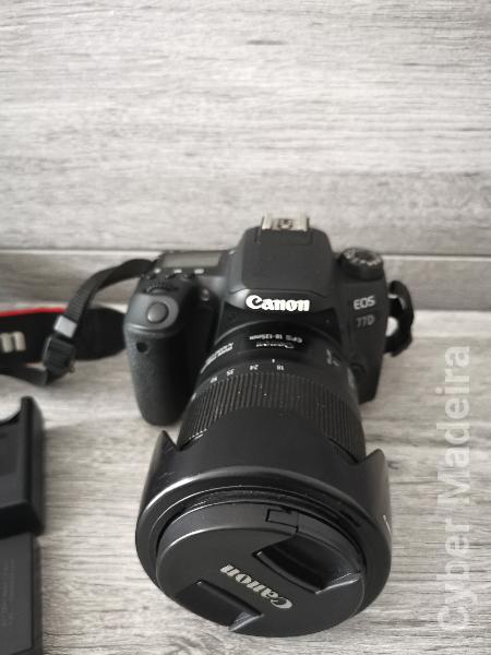 CANON EOS 77D 18-135 F3.5-5.6 IS USM Canon