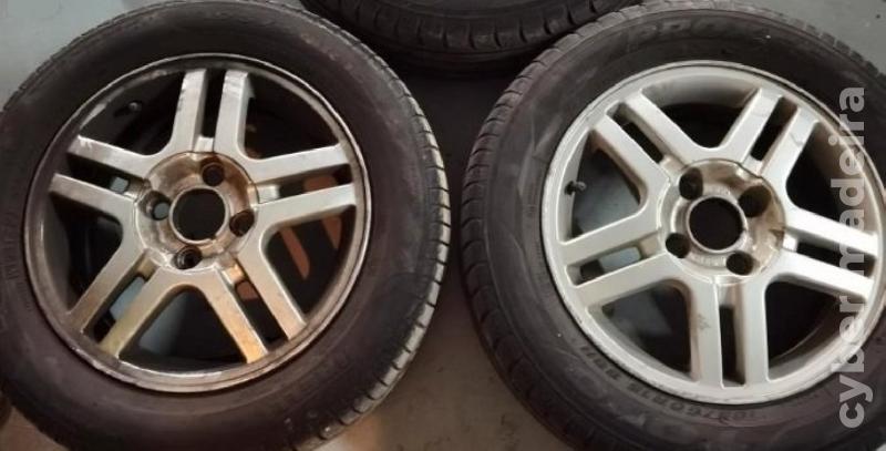 Jantes Ford só tem 2 15" Y