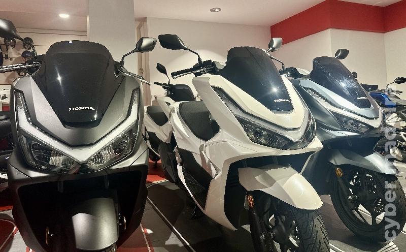 Honda PCX 125 125 cc Scooter