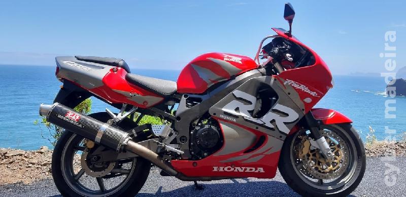 Honda sc33 919 900 cc Supersport