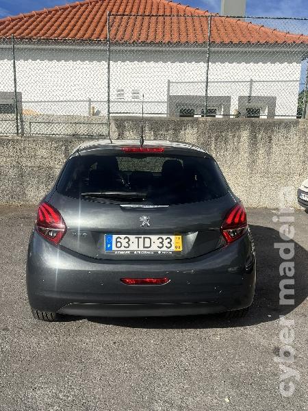 PEUGEOT 208 774 Gasóleo
