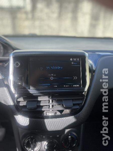 PEUGEOT 208 774 Gasóleo