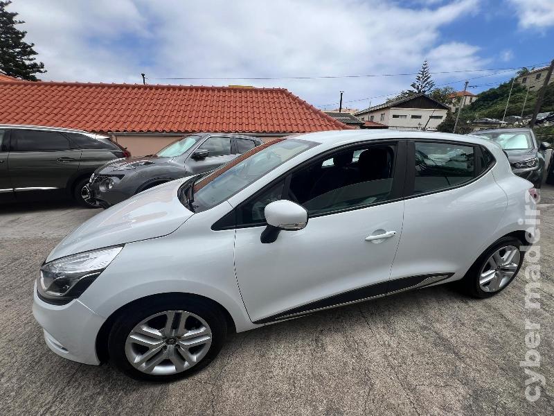 RENAULT CLIO 1.5 DCI Van Gasóleo 