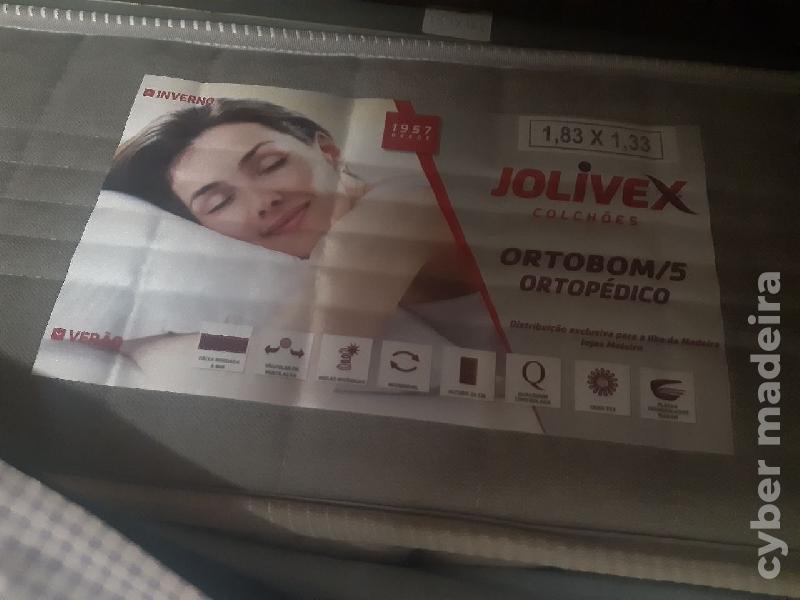 Colchao semi novo