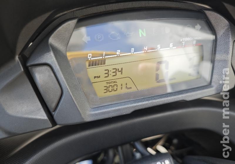 Honda 229 695 cc Sport, turismo 