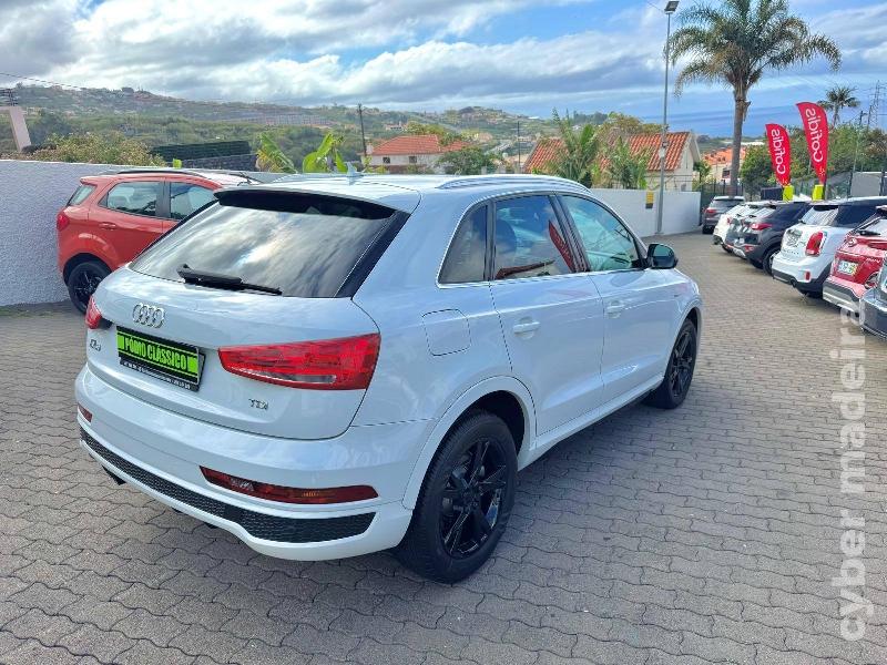 AUDI Q3 744 Gasóleo 744 
