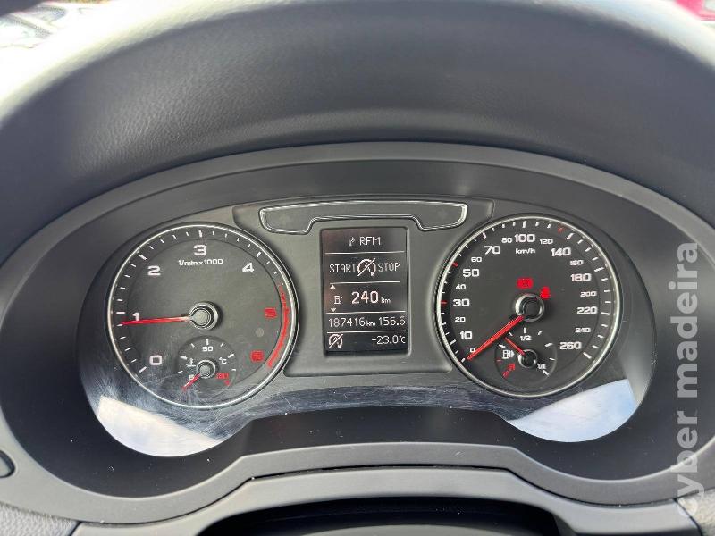 AUDI Q3 744 Gasóleo 744 