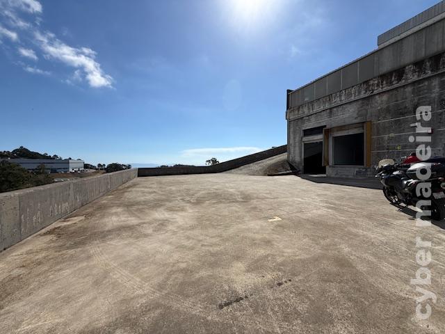 Negocios T7 ou Superior para Arrendamento