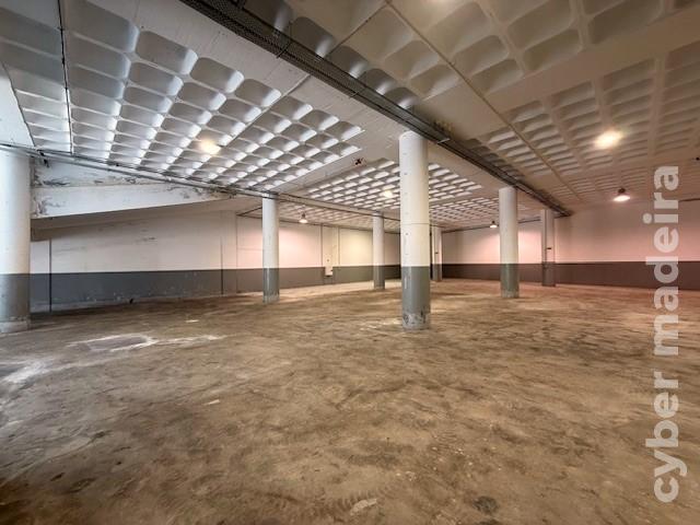 Negocios T7 ou Superior para Arrendamento