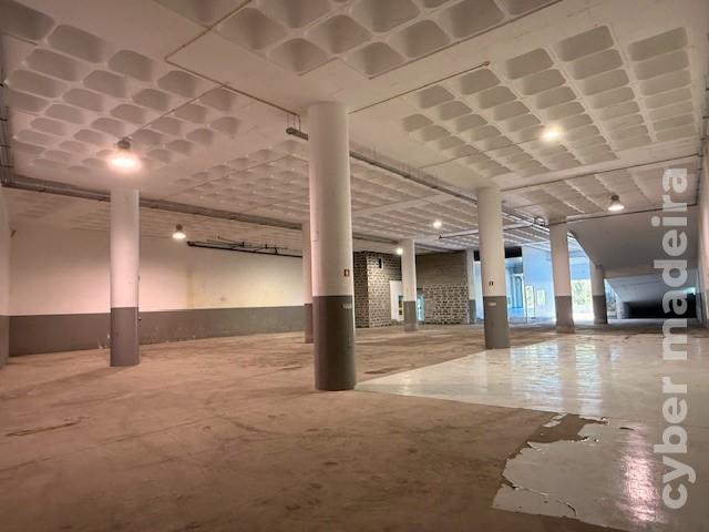 Negocios T7 ou Superior para Arrendamento