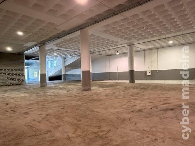 Negocios T7 ou Superior para Arrendamento