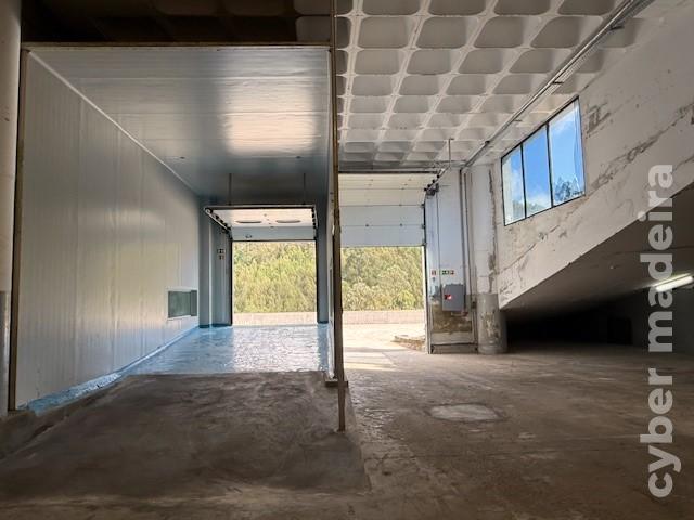 Negocios T7 ou Superior para Arrendamento