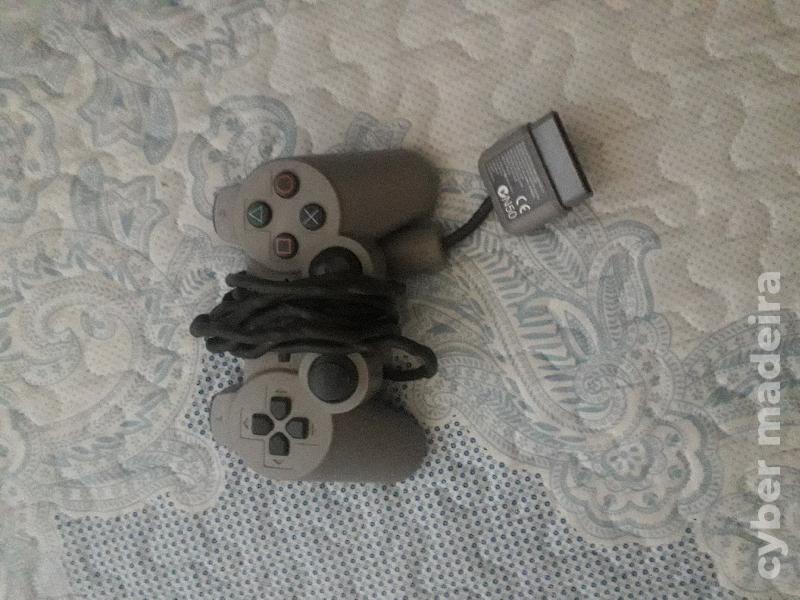 Comando ps2 com 3 jogos  Outros 