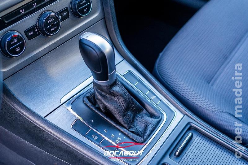 VOLKSWAGEN GOLF VII 1.6 TDi Trendline DSG Gasóleo