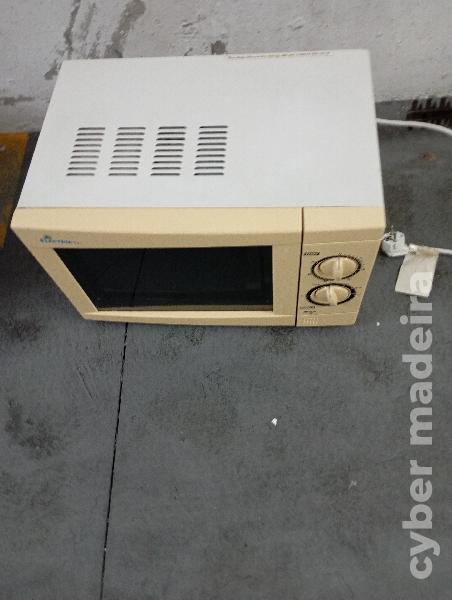 Micro-ondas usado 
