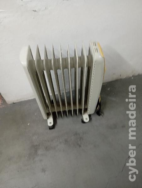 Aquecedor a óleo usado em bom estado 
