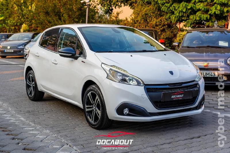 PEUGEOT 208 1.2 PureTech GT Line Gasolina 