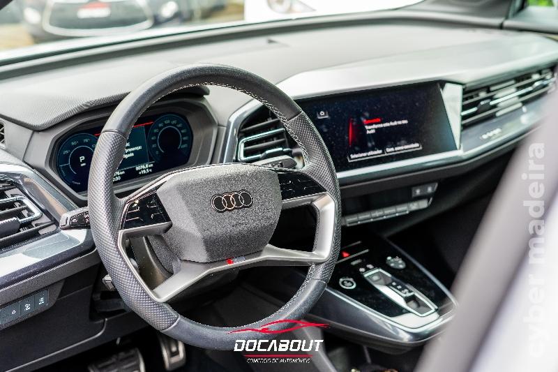 AUDI Q4 e-tron 50 quattro 82 kWh Eléctrico 