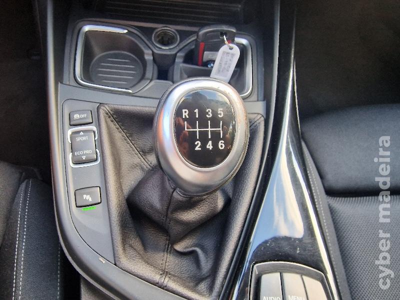 BMW Serie 1 118d LINE SPORT 150cv Gasóleo 