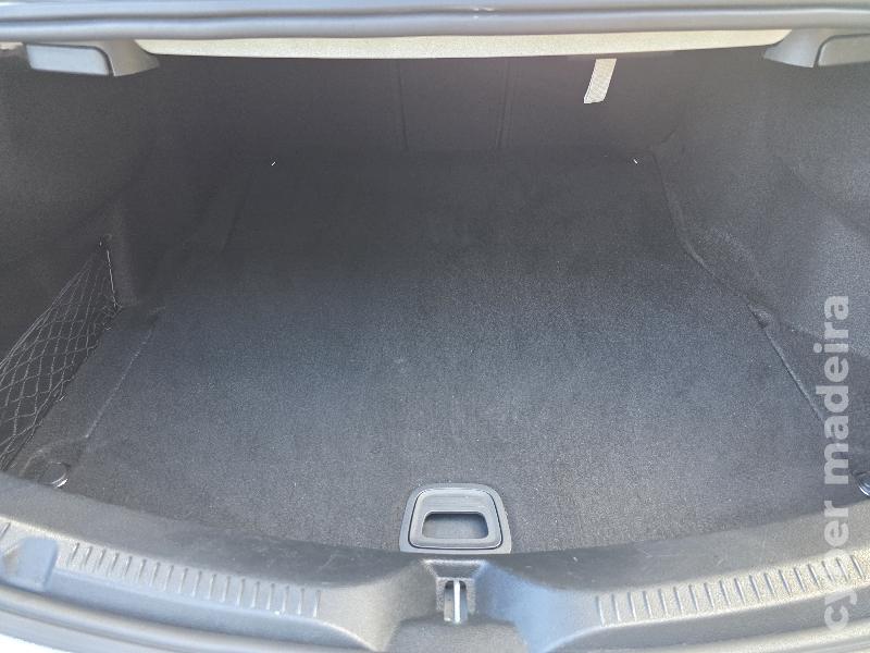 MERCEDES E E220d COUPE AMG LINE AUTOMÁTICO Gasóleo