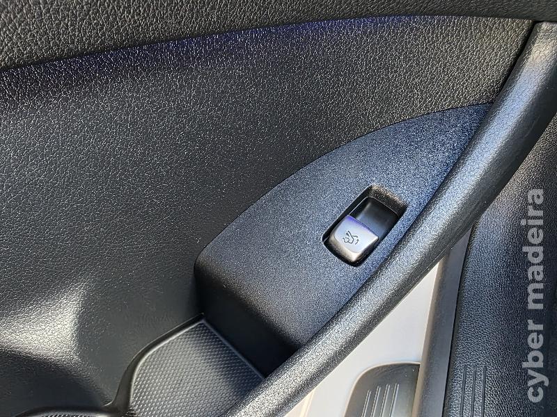 MERCEDES E E220d COUPE AMG LINE AUTOMÁTICO Gasóleo